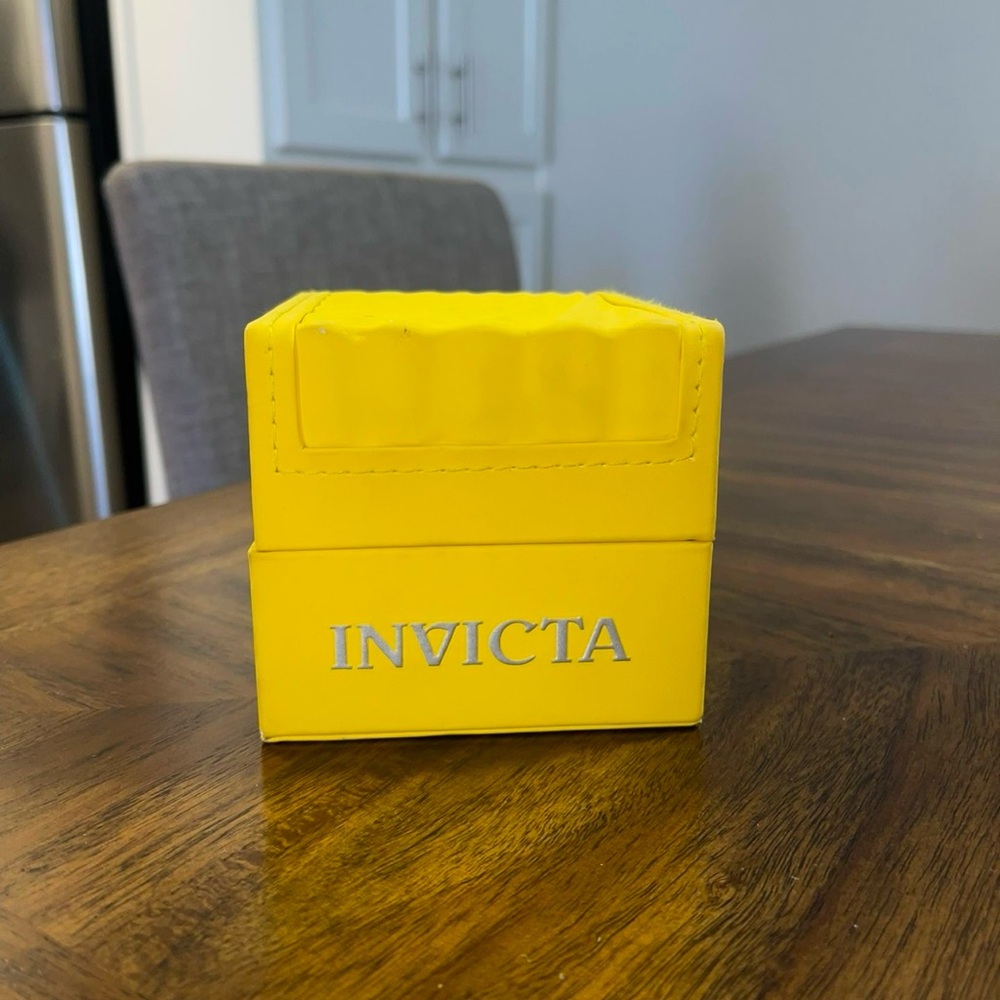 Invicta Watch - Picture 2 of 6